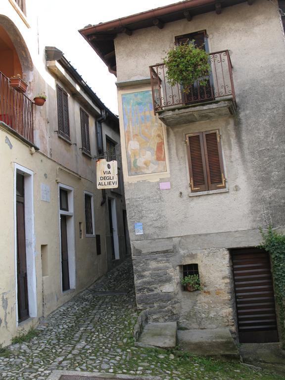 Locanda Del Pittore Arcumeggia Экстерьер фото