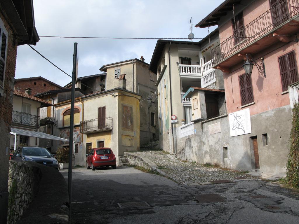 Locanda Del Pittore Arcumeggia Экстерьер фото