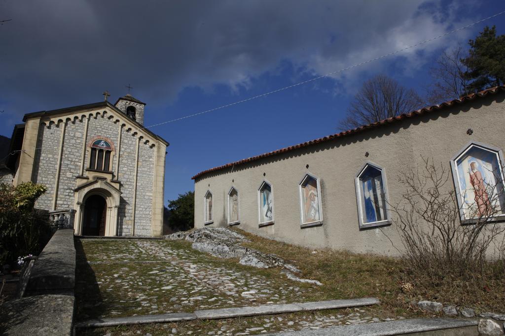 Locanda Del Pittore Arcumeggia Экстерьер фото